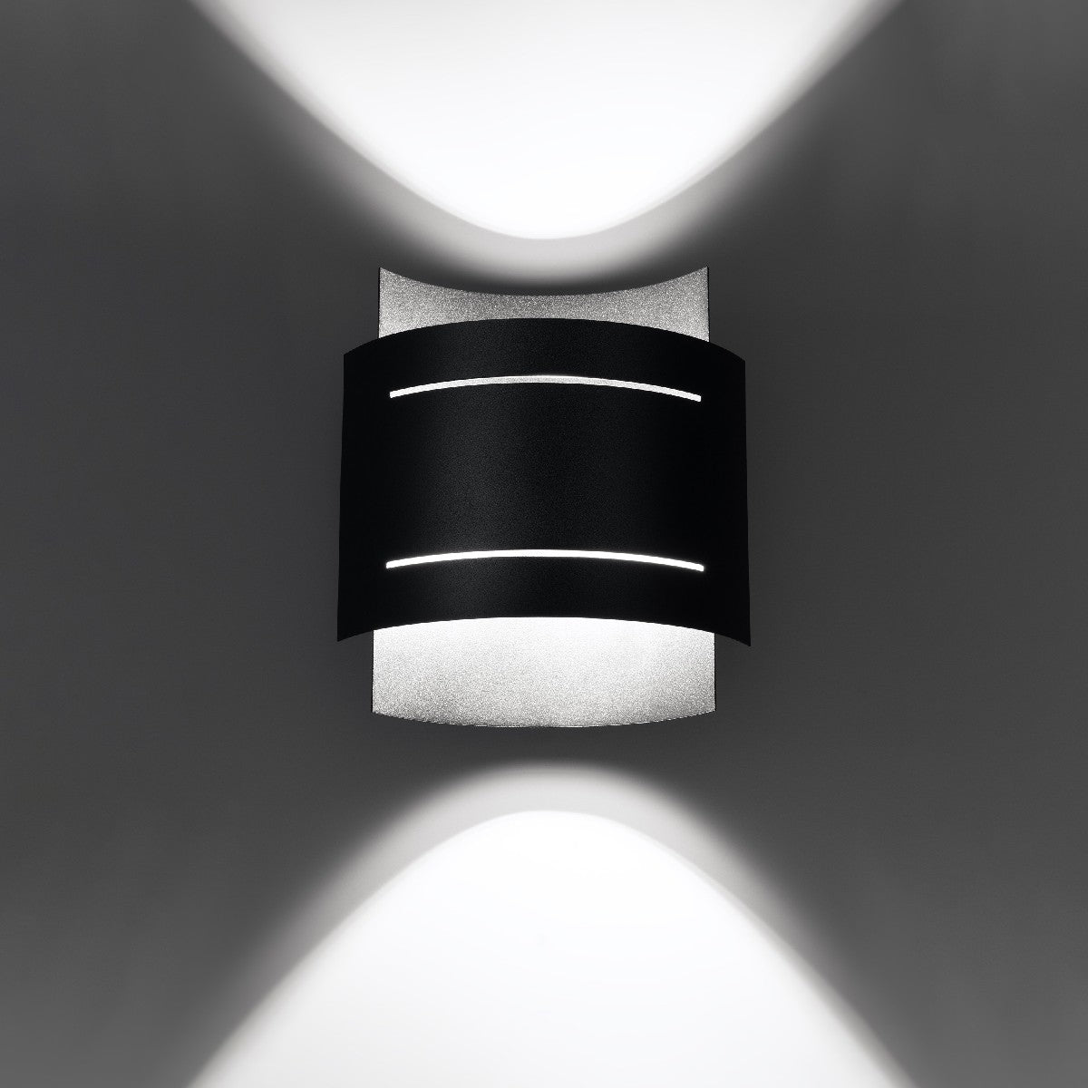 Wall lamp HESTIA black