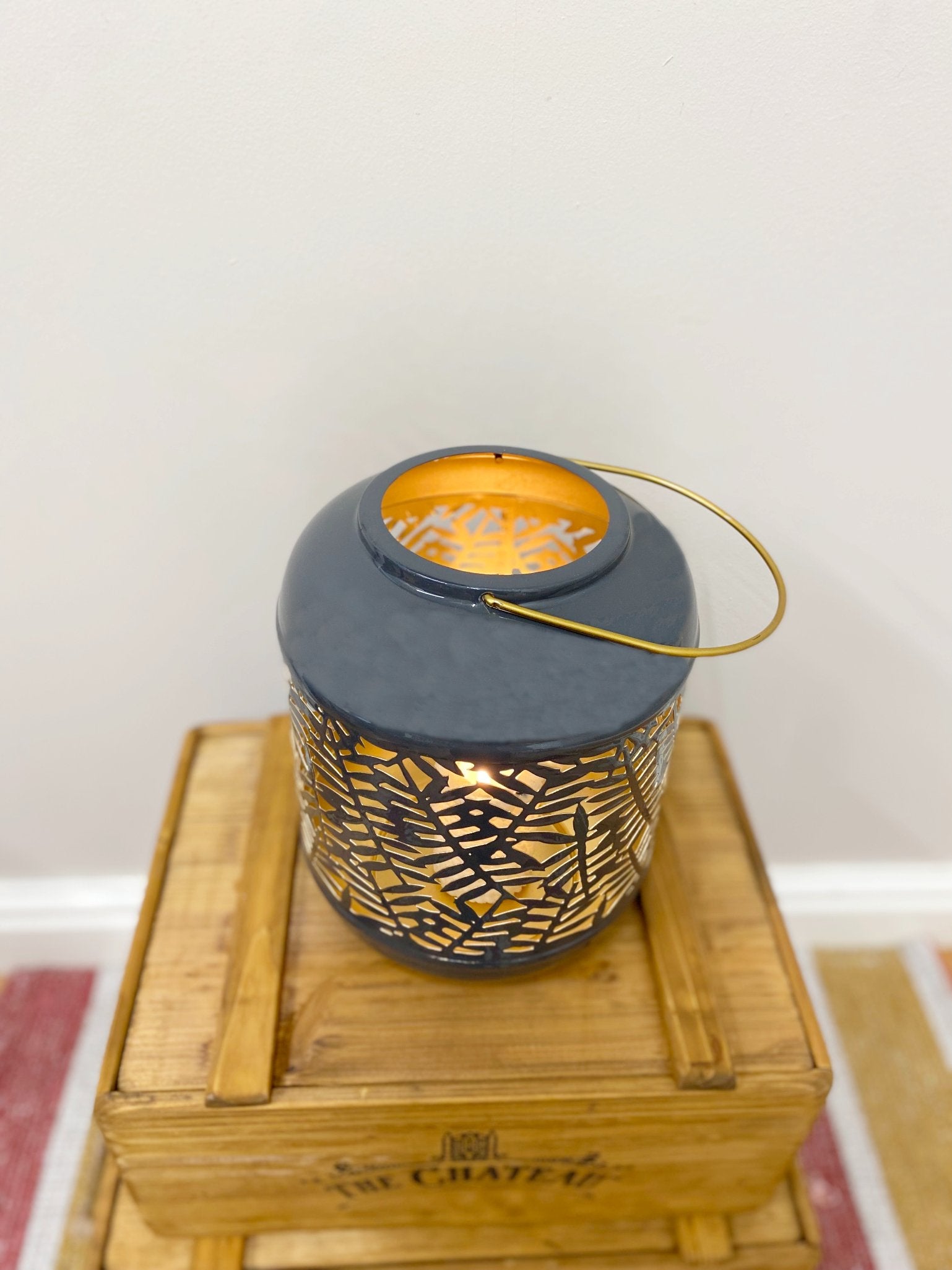 Smaller Synergy Leaf Lantern